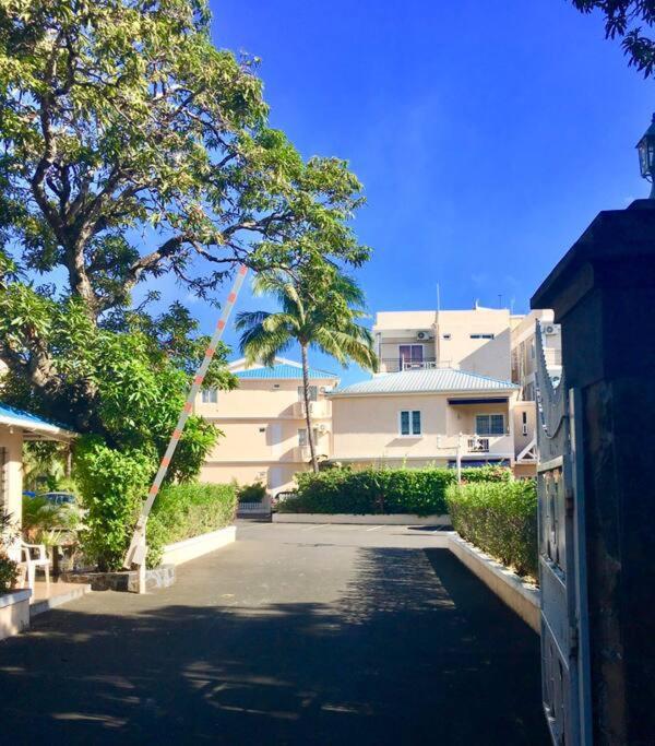 Apt Terrasse Bord De Mer & Piscine / Flic En Flac Exterior photo