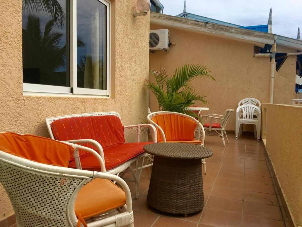 Apt Terrasse Bord De Mer & Piscine / Flic En Flac Exterior photo